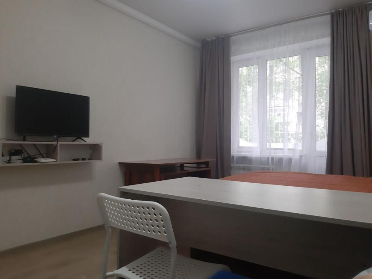 ビシュケクAura On Sydykova Street 290アパートメント エクステリア 写真
